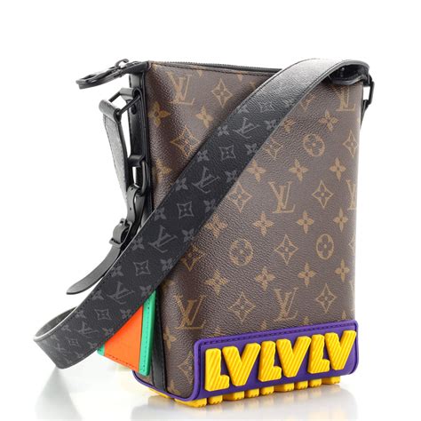 louis vuitton cruiser messenger